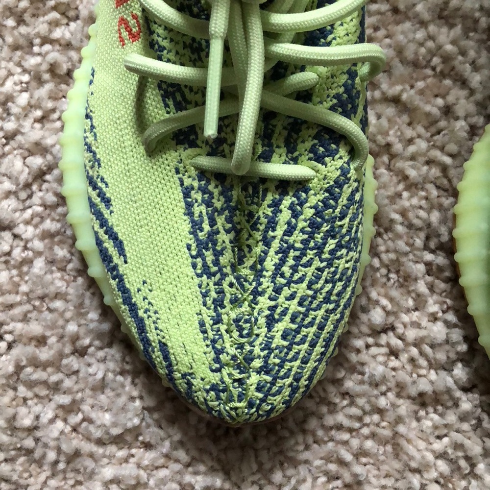 Yeezy Boost 350 - image 4
